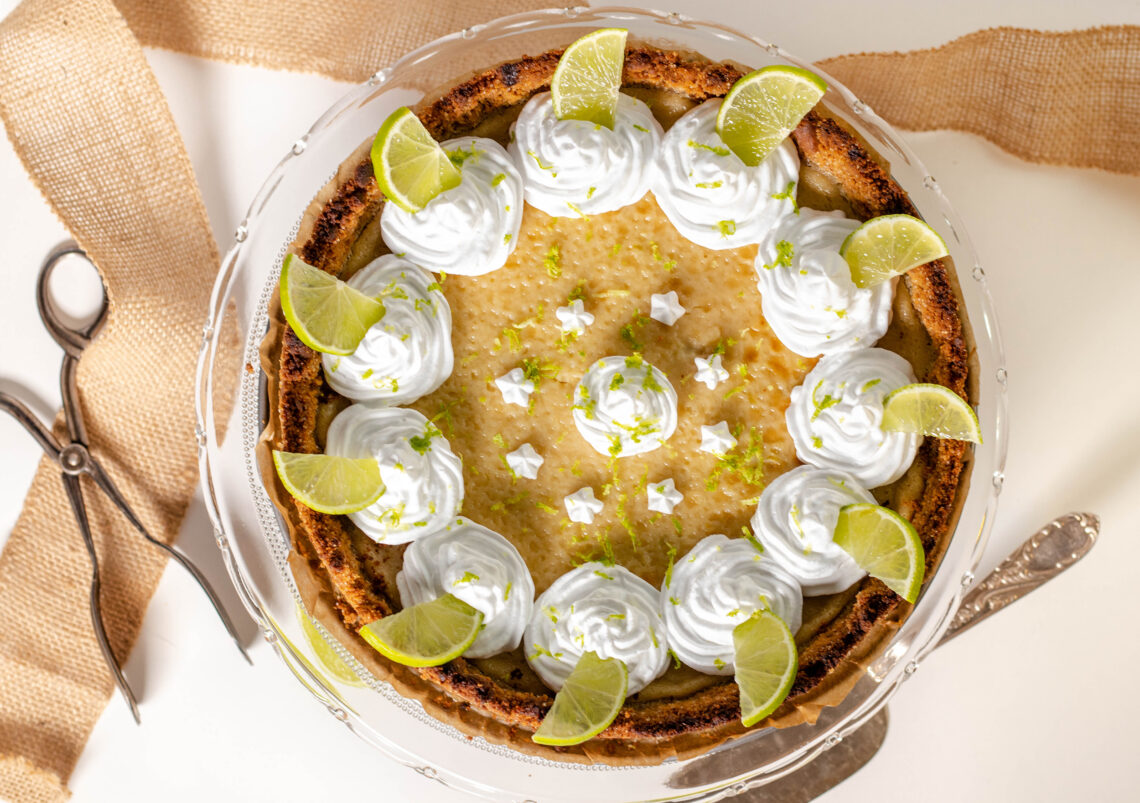 Key Lime Pie - a delicious lime cream pie! Vegan with this recipe.